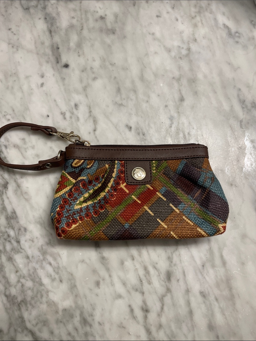 Wristlet Pouch in Multicolor Tapestry Print